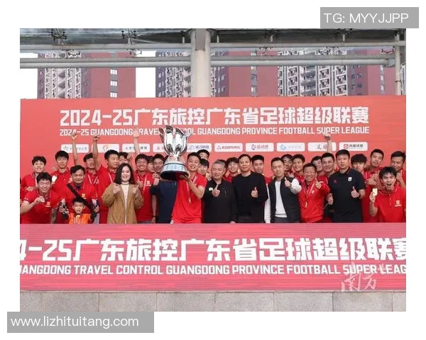 深圳足球队状态引发热议球迷与专家各执己见的背后故事