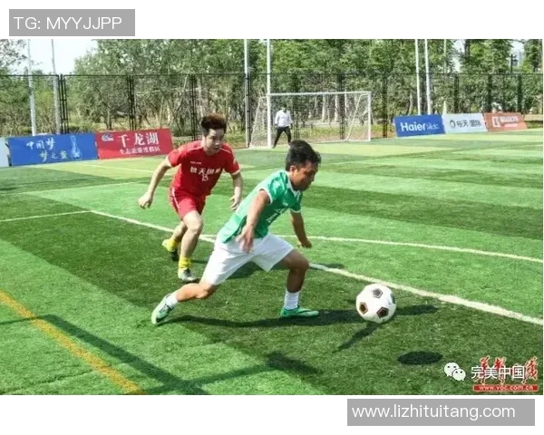 足球明星畅游青秀山感受自然之美与运动激情的完美结合 足球明星畅游青秀山感受自然之美与运动激情的完美结合