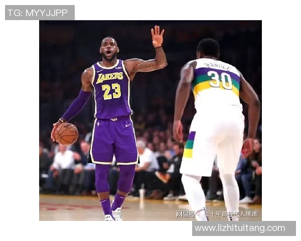 陈冠希与足球明星的精彩瞬间合成图揭示运动与艺术的完美结合 陈冠希与足球明星的精彩瞬间合成图揭示运动与艺术的完美结合