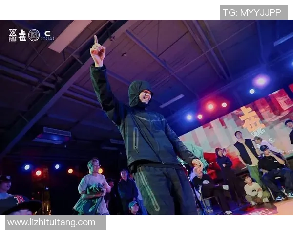 街舞专题：聚焦武汉街舞队的灵活性